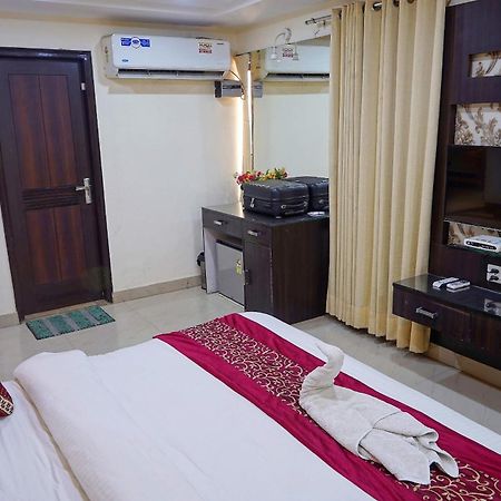 לודהיאנה Hotel Vikrant מראה חיצוני תמונה