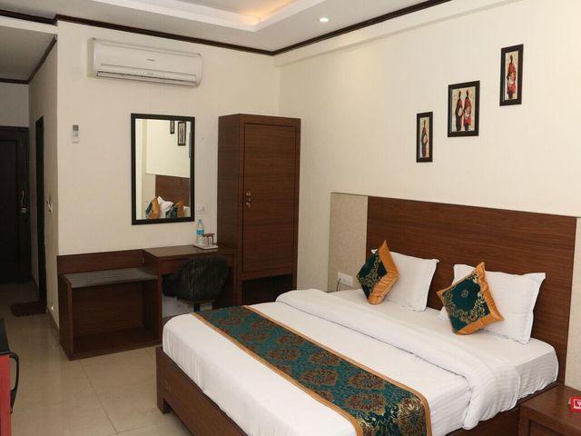 לודהיאנה Hotel Vikrant מראה חיצוני תמונה